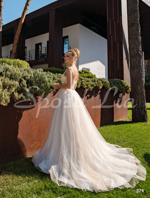 https://www.sposa-lia.com/images/stories/virtuemart/product/374       (3).jpg
